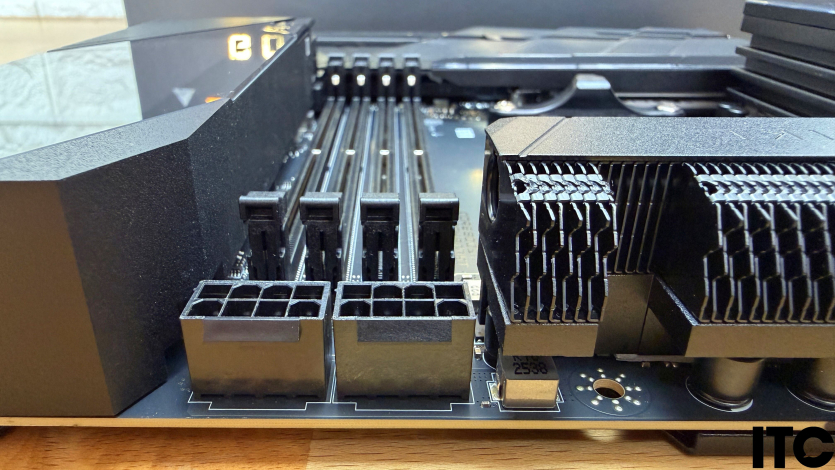 MSI MEG X870E GODLIKE X EDITION