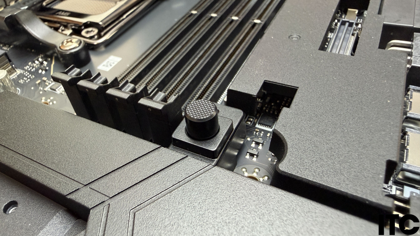 MSI MEG X870E GODLIKE X EDITION