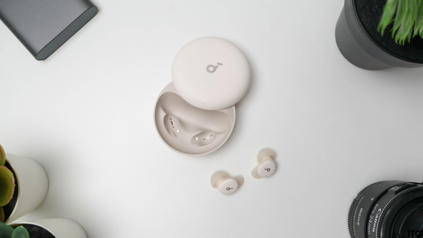 Anker Soundcore Sleep A30