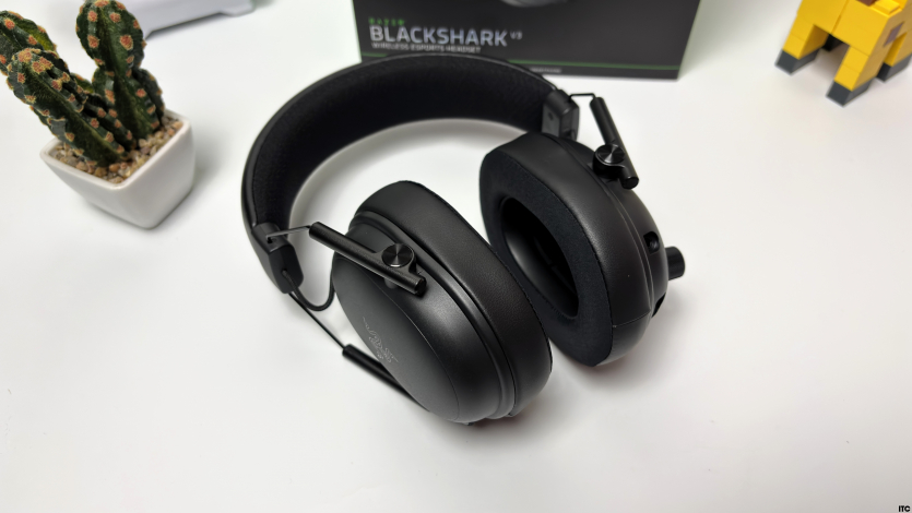 Огляд Razer BlackShark V3: геймерська класика вже не та?