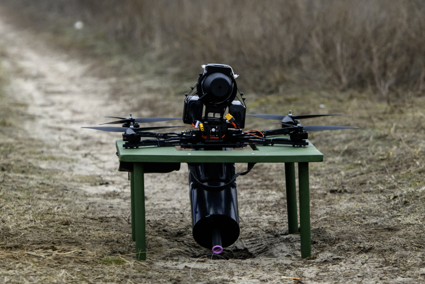 детекція дронів на оптоволокні