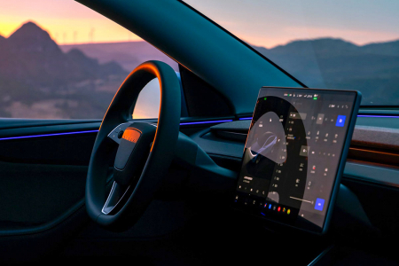 Tesla запускає розумного асистента Grok для авто в Європі