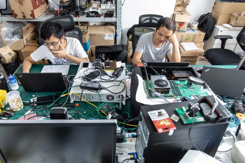 Знову криптоскандал: співпраця Трампів та Bitmain ставить під загрозу безпеку США та підсилює залежність від Китаю