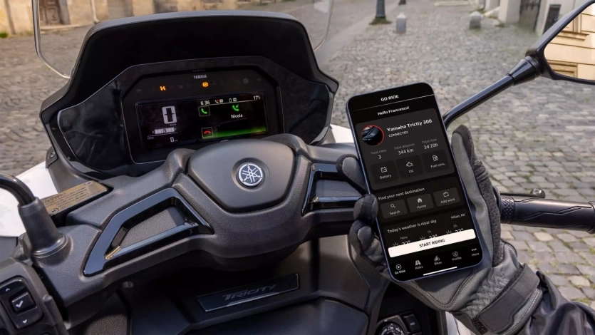 Yamaha випускає перший у світі скутер з подушкою безпеки