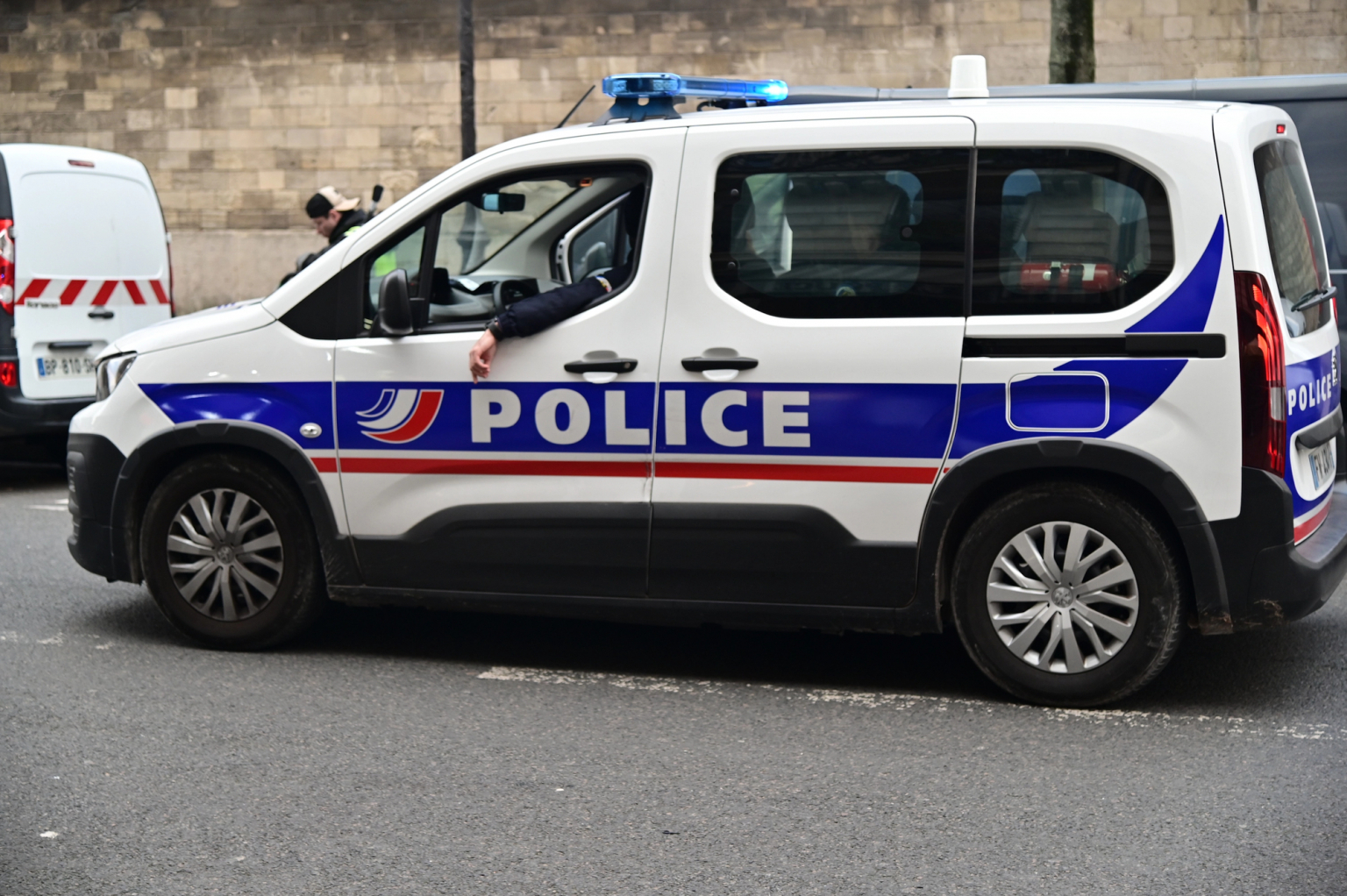 Знову напад у Франції: злочинці силою викрали $1 млн у криптовалюті у подружньої пари