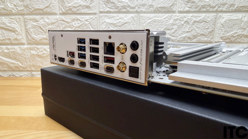 MSI MAG X870E TOMAHAWK MAX WIFI PZ