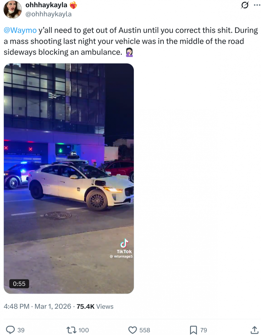 Роботаксі Waymo заблокувало швидку, яка прямувала на місце масової стрілянини