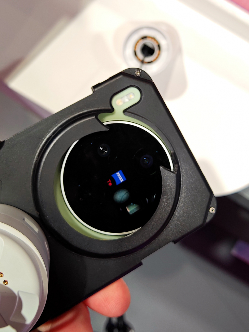 Vivo показала смартфон X300 Max на MWC 2026