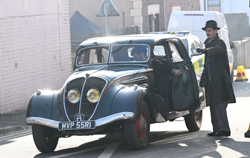 Netflix почав зйомки 7 та 8 сезонів серіалу "Гострі картузи": перші фото