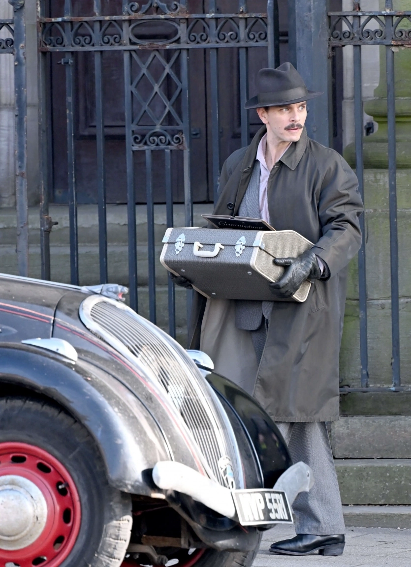 Netflix почав зйомки 7 та 8 сезонів серіалу "Гострі картузи": перші фото