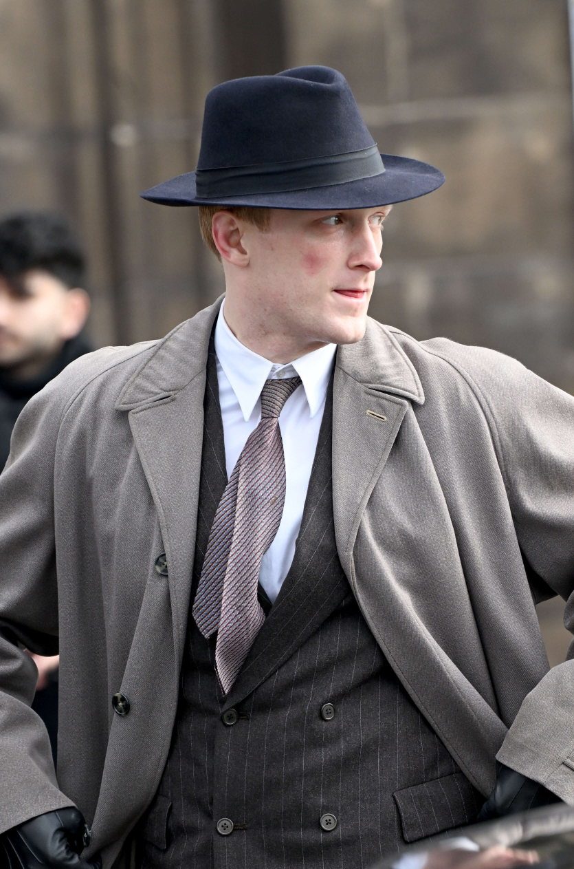 Netflix почав зйомки 7 та 8 сезонів серіалу "Гострі картузи": перші фото