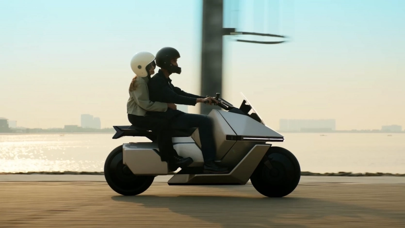 Перший у світі електромотоцикл з самобалансуванням запускається у виробництво