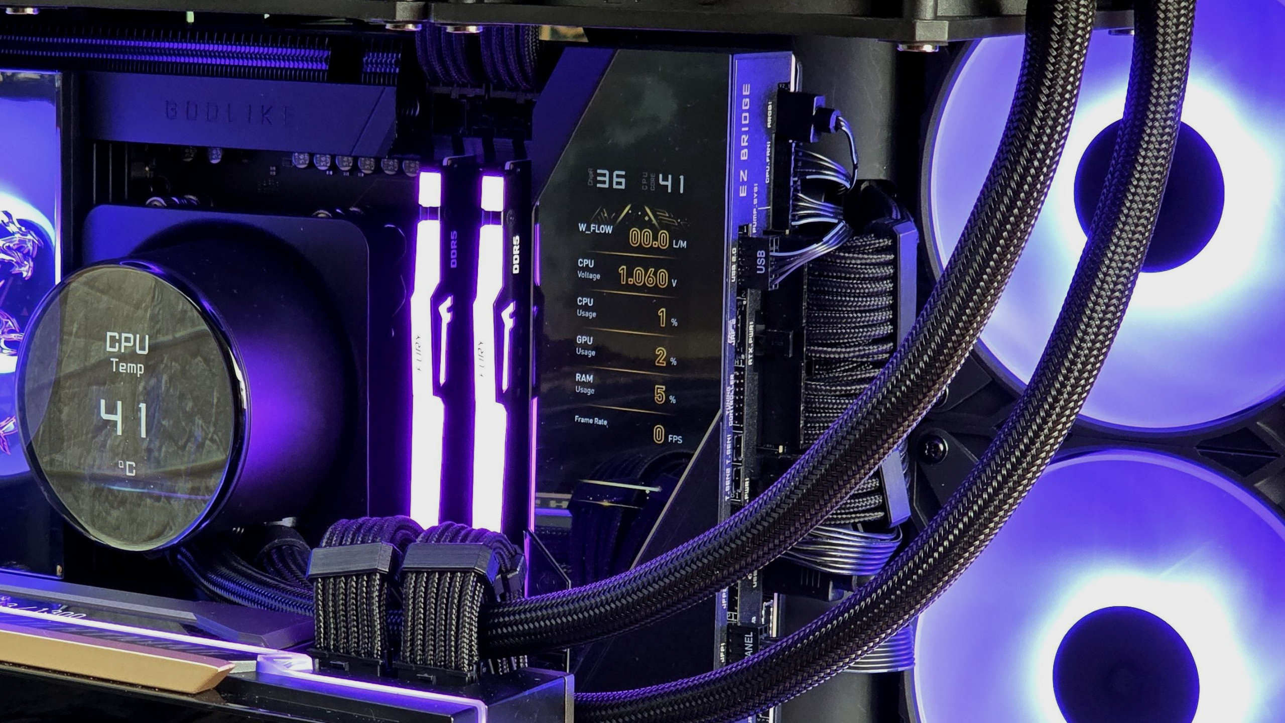 EVOLVE Lightning Powered_by MSI