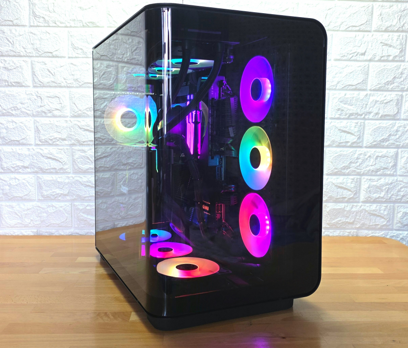 EVOLVE Lightning Powered_by MSI