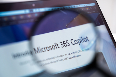 Ви не так зрозуміли: Microsoft критикують за відмову позбавлятись Copilot у Windows 11