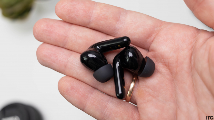 Anker Soundcore R60i NC