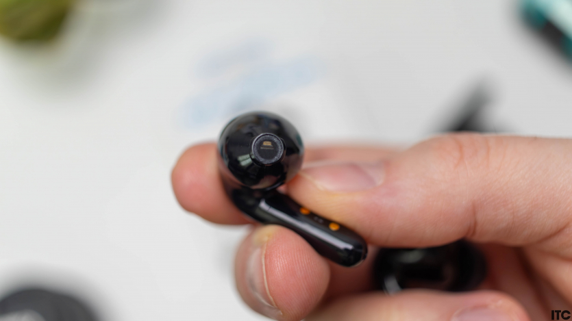 Anker Soundcore R60i NC