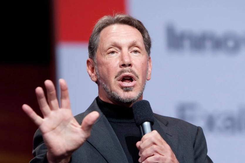 Oracle звільнила близько 10 000 співробітників на фоні інвестицій у ШІ