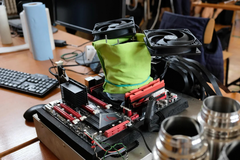 Школа мрії: польських учнів вчать розганяти ПК