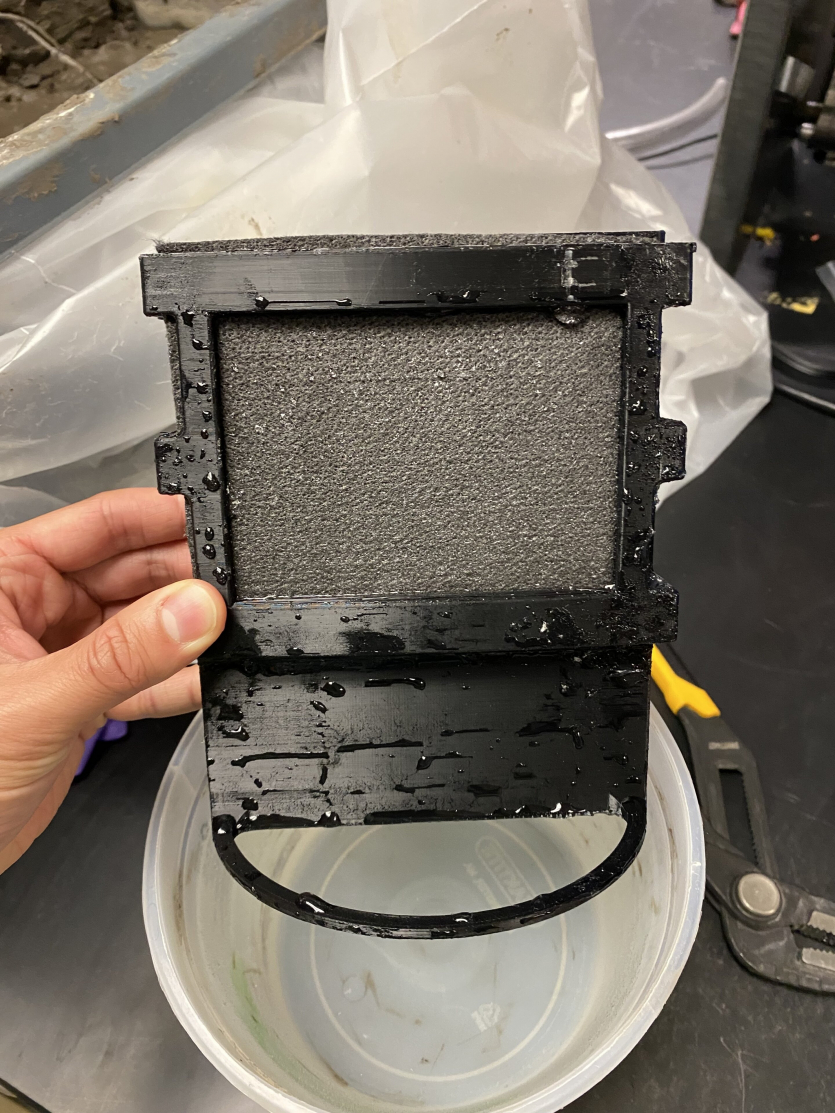 Вчені створили новий паливний елемент із грунтових мікробів