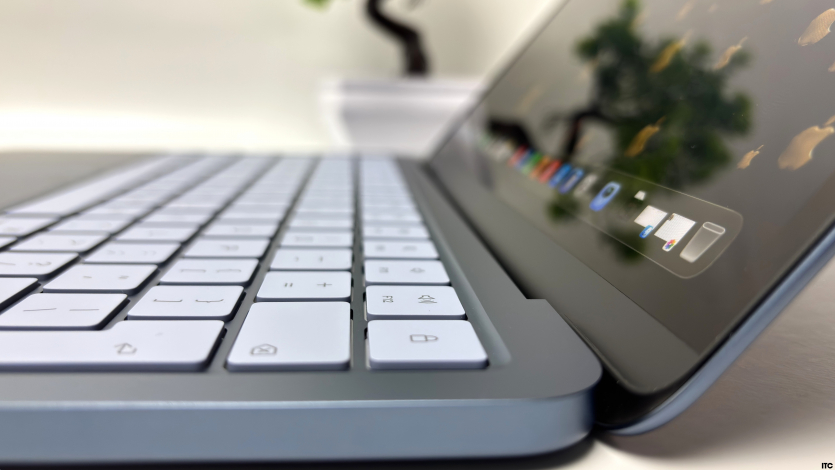 Apple MacBook Neo