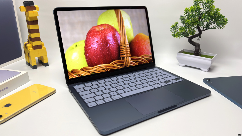 Apple MacBook Neo