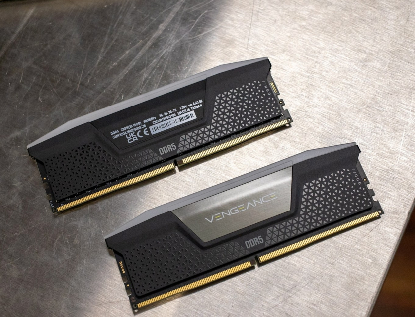 Corsair вже використовує у своїх модулях DDR5 китайську DRAM
